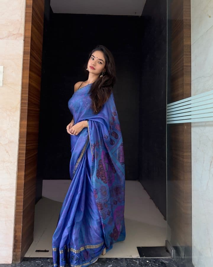 anushkha-sen-hot-blue-saree-photoshoot