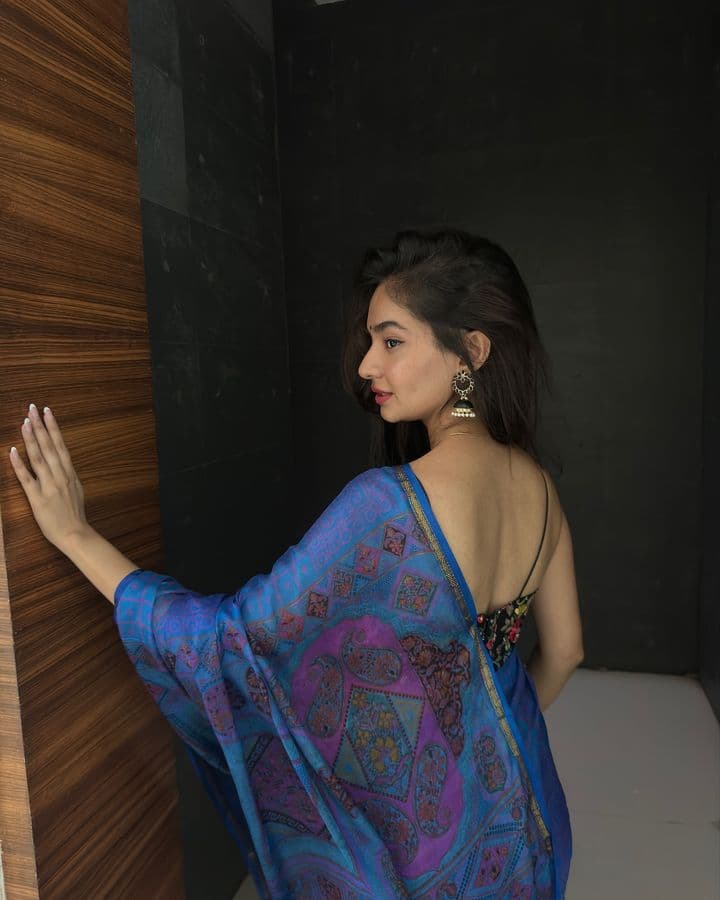 anushkha-sen-hot-blue-saree-photoshoot